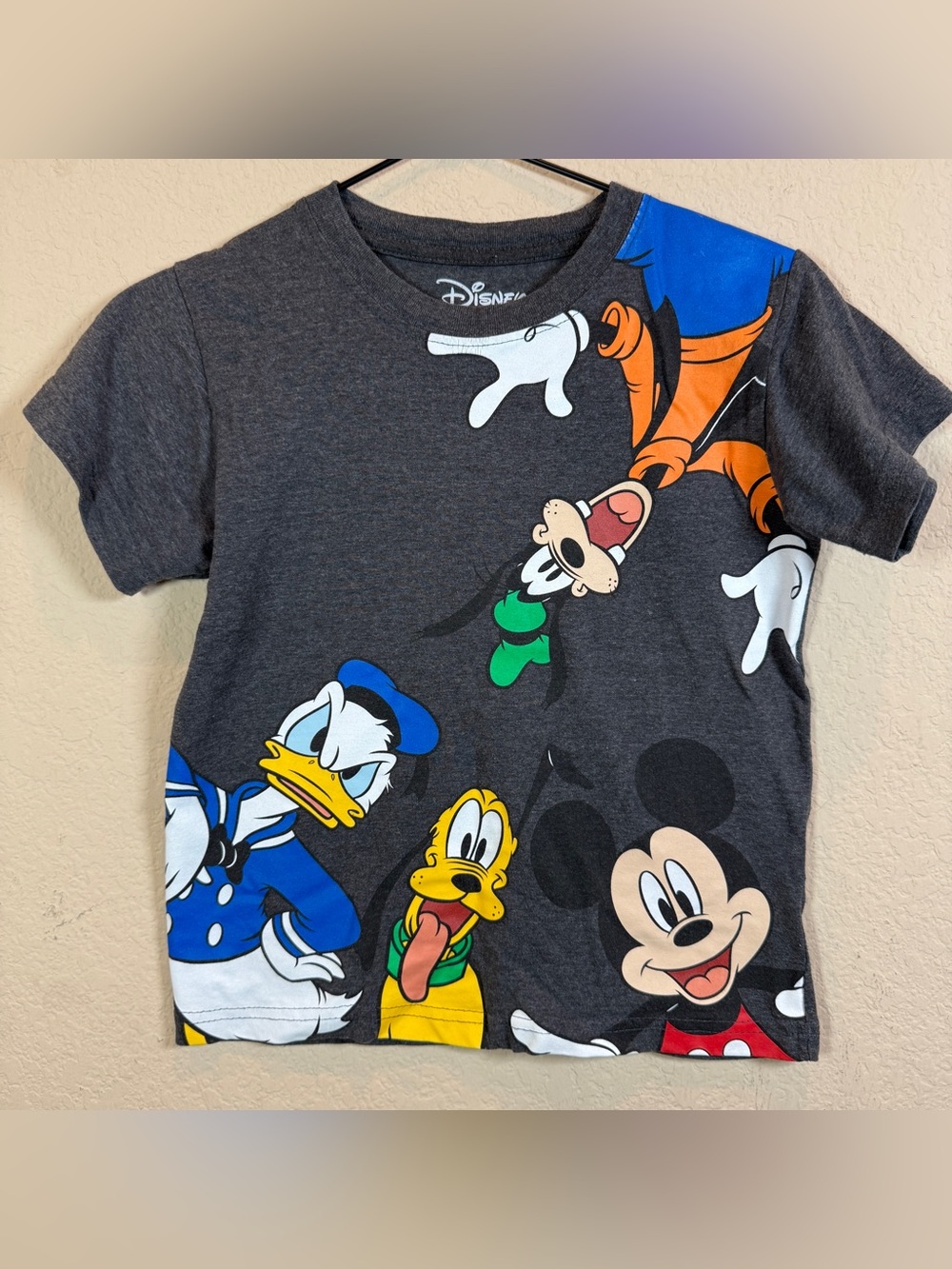 Disney Gray Short Sleeve Tee with Mickey, Donald, Goofy & Pluto kids size small